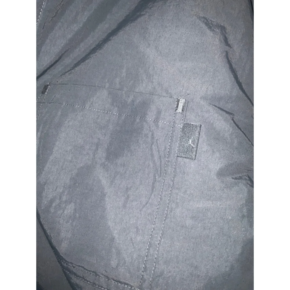 Air Jordan Men's Button-Down Top Size Medium